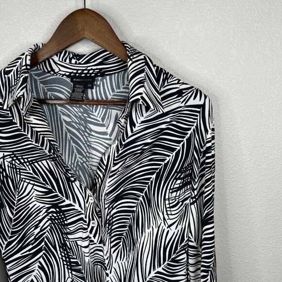 BCBGMAXAZRIA Black White Palm Leaf 3/4 Sleeve Wrap Blouse‎ M - Picture 5 of 12
